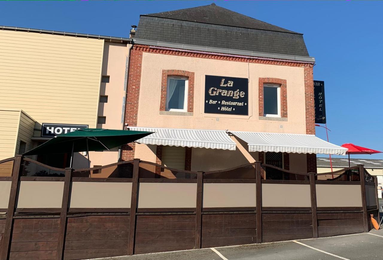 hôtel de la grange Cossé-le-Vivien Extérieur photo